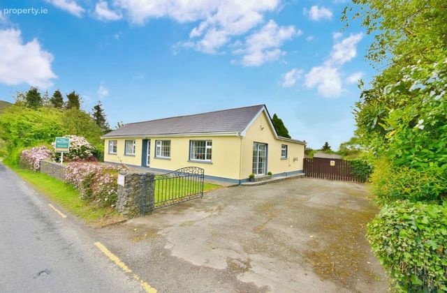 Glenview, Tursillagh, Kielduff, Tralee, Co. Kerry - Click to view photos
