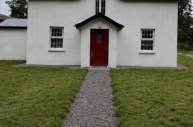Barnaboy, Lawrencetown, Ballinasloe, Co. Galway, Ballinasloe, Co. Galway - Click to view photos