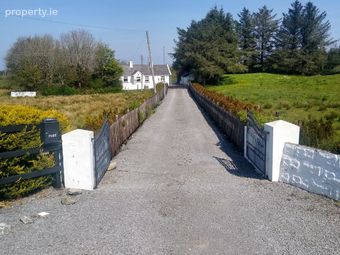 Barroe, Carracastle, Ballaghaderreen, Co. Mayo, Carracastle, Co. Mayo - Image 3
