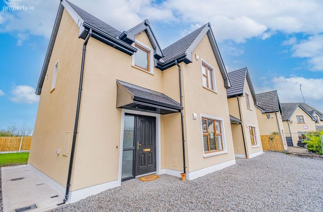31 The Maples, Strokestown, Strokestown, Co. Roscommon - Click to view photos