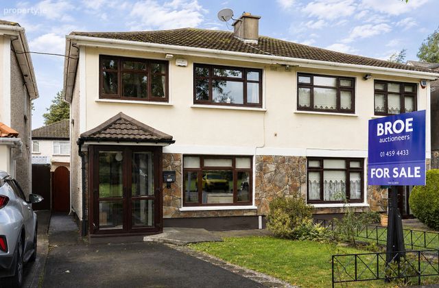 116 Saint John's Wood West, Clondalkin, Dublin 22 - Click to view photos
