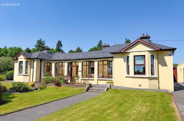 Owenbeg, Ballycurrane, Thurles, Co. Tipperary, Thurles, Co. Tipperary - Click to view photos