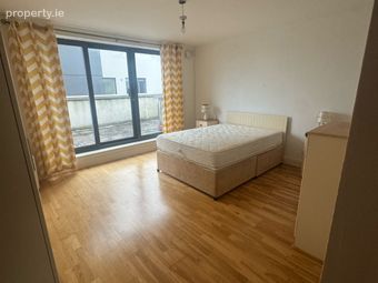 1 Stephens Place, Spencer Street, Castlebar, Co. Mayo - Image 4