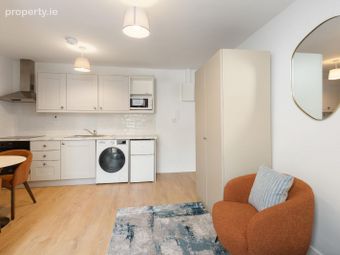 Flat 2, 5 Victoria Street, Dublin 8, Portobello, Dublin 8 - Image 2