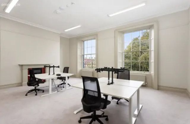Fitzwilliam Square, Dublin 2 - Click to view photos