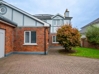 12 Sarsfield Drive, Ballinasloe, Co. Galway - Image 3