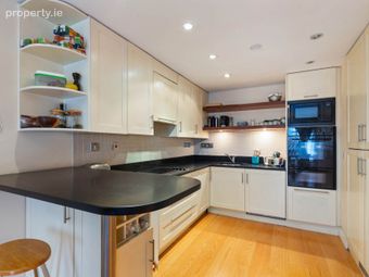 12 Huband Court Percy Place, Dublin 4, Dublin 4 - Image 4