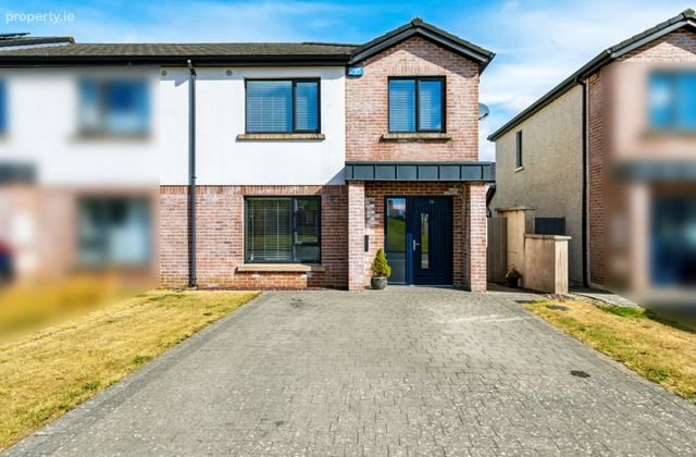 14 Manor Grove, Roxborough Manor, Mulgannon, Co. Wexford - Click to view photos