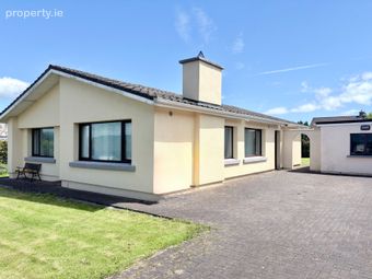 Roseville, 11 Woodlands Heights, Carrick-beg, Carrick-on-suir, Co. Tipperary, Carrick-on-Suir, Co. Tipperary - Image 2