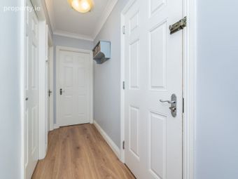 Apartment 2, The Court, Newtown Manor, Kill, Co. Kildare - Image 4
