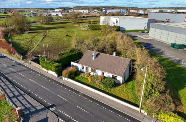 Srah Road, Tullamore, Co Offaly, Tullamore, Co. Offaly - Click to view photos
