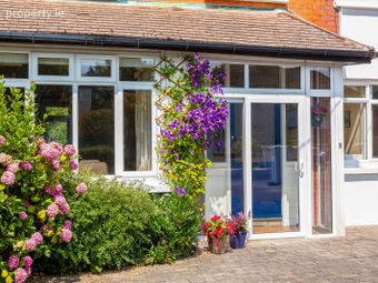 Varradene, 68 Bird Avenue, Clonskeagh, Dublin 14 - Image 2