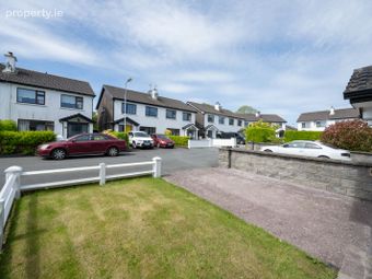 48 Parknamore Rise, Ballincollig, Co. Cork - Image 2