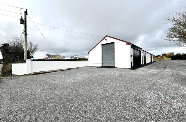 Dromkeen East, Causeway, Co. Kerry - Click to view photos
