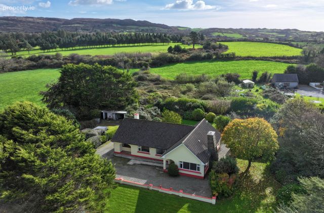 Palm Grove, Bunlick, Skibbereen, Co. Cork - Click to view photos