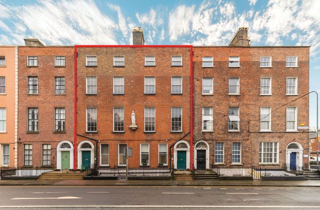 Dublin Central Suites, 38/39 Gardiner Street Upper, North Circular Road, Dublin 1 - Click to view photos