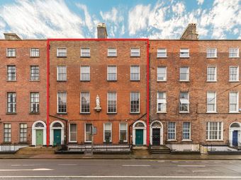 Dublin Central Suites, 38/39 Gardiner Street Upper, North Circular Road, Dublin 1
