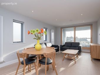 Cloch Mhile, Galway City Centre, Co. Galway - Image 3
