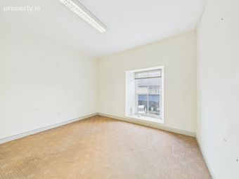 3a Sean Kelly Square, Carrick-on-Suir, Co. Tipperary - Image 5