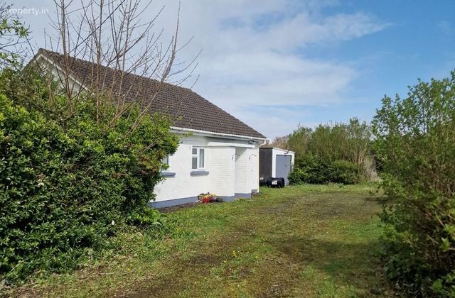 An Chr&eacute; Dhubh, Spiddal, Spiddal, Co. Galway - Click to view photos