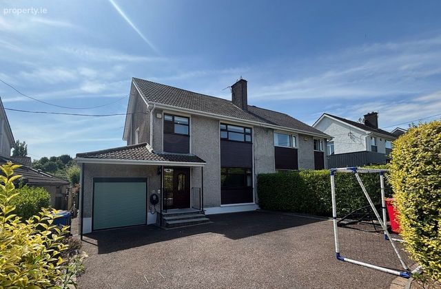 34 Ashleigh Gardens, Skehard Road, Blackrock, Co. Cork - Click to view photos