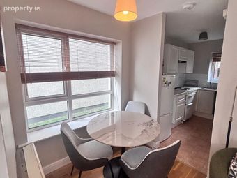 166 Castlecurragh Heath, Mulhuddart, Mulhuddart, Dublin 15 - Image 4