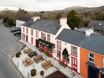 Longboat Bar, Main Street, Durrus, Durrus, Co. Cork - Image 4