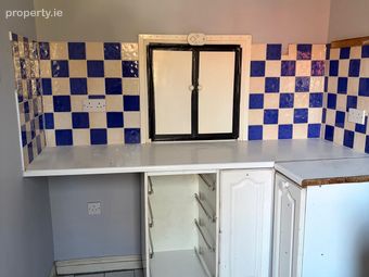 34 King's Inn Court, Phibsborough Road, Dublin 7 - Image 4