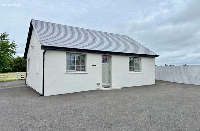 Swallows Nest, Ardcarn, Cootehall, Boyle, Co. Roscommon - Click to view photos