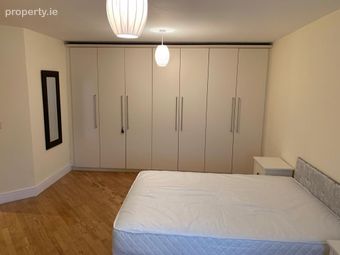 Southmede, Dundrum, Dublin 14 - Image 4