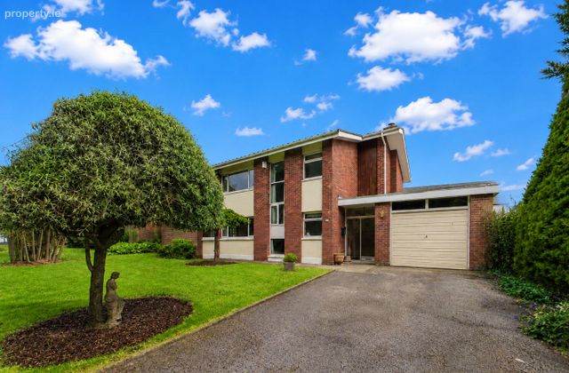 15 Woodlands, Frankfield, Co. Cork - Click to view photos