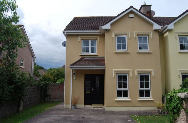 Cairn Woods, Ballyviniter,mallow, Co. Cork, Mallow, Co. Cork - Click to view photos