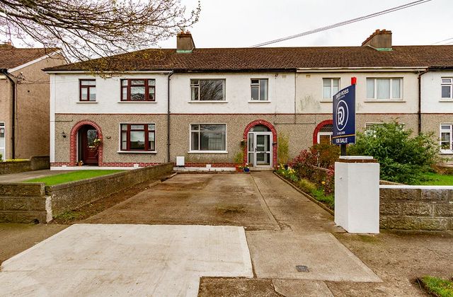 22 Cherryfield Drive, Dublin 12, Walkinstown, Dublin 12 - Click to view photos