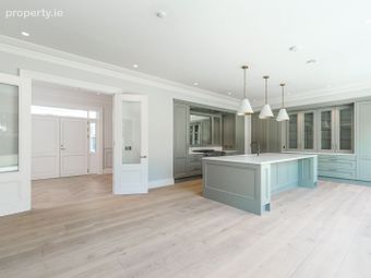 Ferndale, Avoca Avenue, Stillorgan, Co. Dublin - Image 5