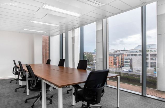 Ormond Quay, Dublin 7 - Click to view photos