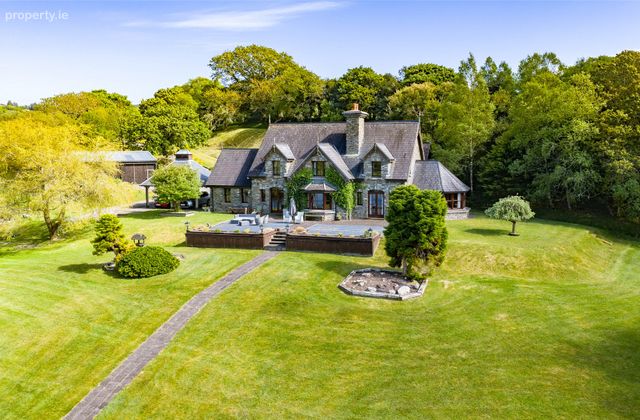 Swan House, Dromore Old, Kenmare, Co. Kerry, Templenoe, Co. Kerry - Click to view photos