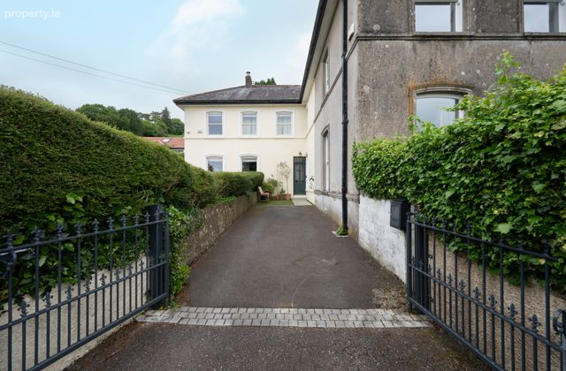 2 Hollymount, Lee Road, Cork, Clogheen, Co. Cork - Click to view photos