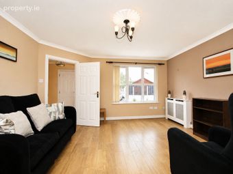 9 Grange Walk, Stamullen, Co. Meath - Image 3
