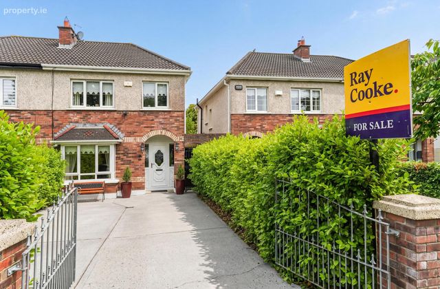 11 The Drive, Hunters Run, Clonee, Dublin 15, Clonee, Dublin 15 - Click to view photos