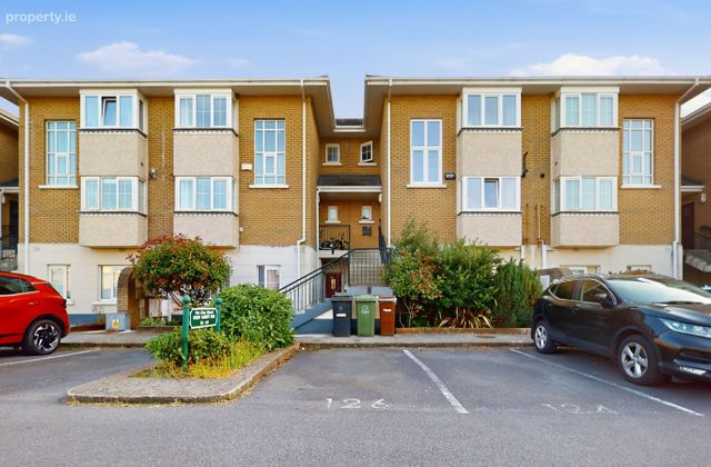 136 Mount Garrett Park, Mount Garrett, Tyrrelstown, Dublin 15 - Click to view photos