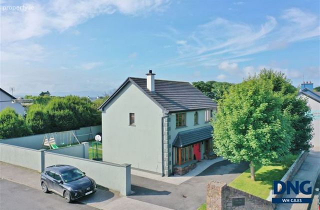 1 Tochar View, Causeway, Co. Kerry - Click to view photos