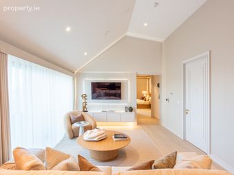 3 Bedroom Penthouse, Dublin 4 - Image 5