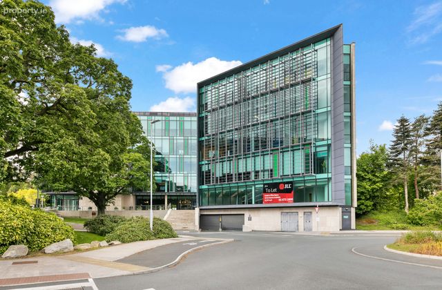 Red Oak North, South County Business Park, Leopardstown, Dublin 18, Dublin 18 - Click to view photos