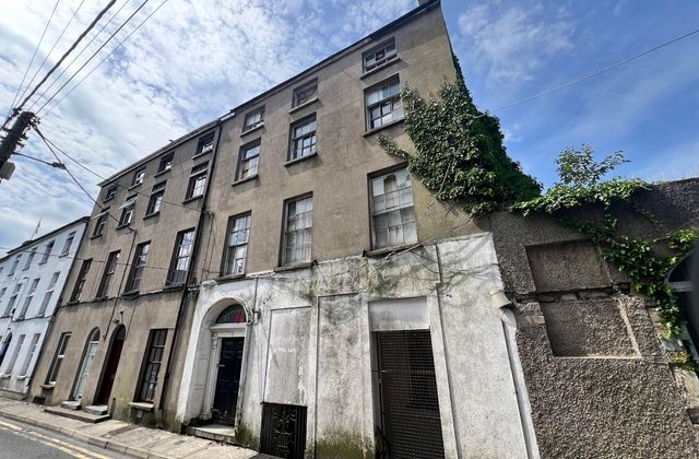 6 Wolfe Tone Street, Clonmel, Co. Tipperary, Clonmel, Co. Tipperary - Click to view photos