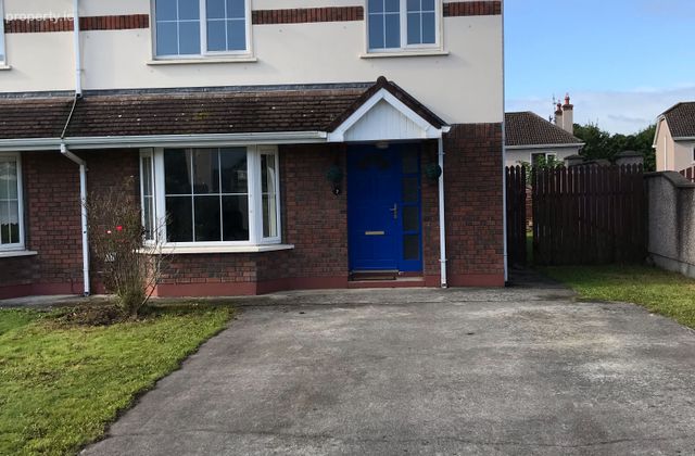 Deerpark Avenue Castlepark, Mallow, Co. Cork - Click to view photos