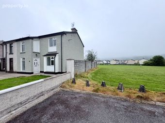 11 Greenhill Close, Carrick-on-suir, Carrick-on-Suir, Co. Tipperary - Image 2