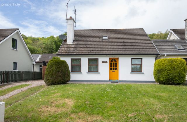 Innisfree, 16 Primrose Hill, Tower, Blarney, Co. Cork - Click to view photos