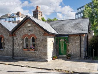 11 Herbert Cottages, Ballsbridge, Dublin 4, Co. Dublin, Ballsbridge, Dublin 4 - Image 2