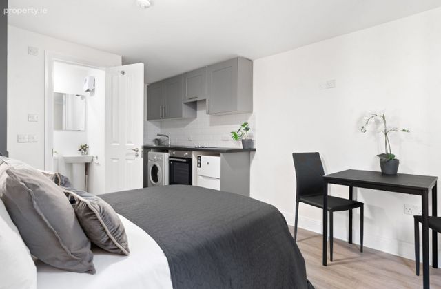 11, 12 North Circular Road, Stoneybatter, Dublin 7 - Click to view photos