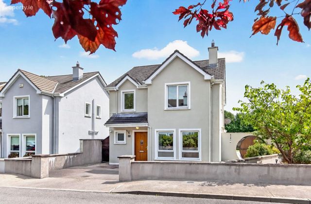 21 Rock Valley, Dromahair, Co. Leitrim - Click to view photos